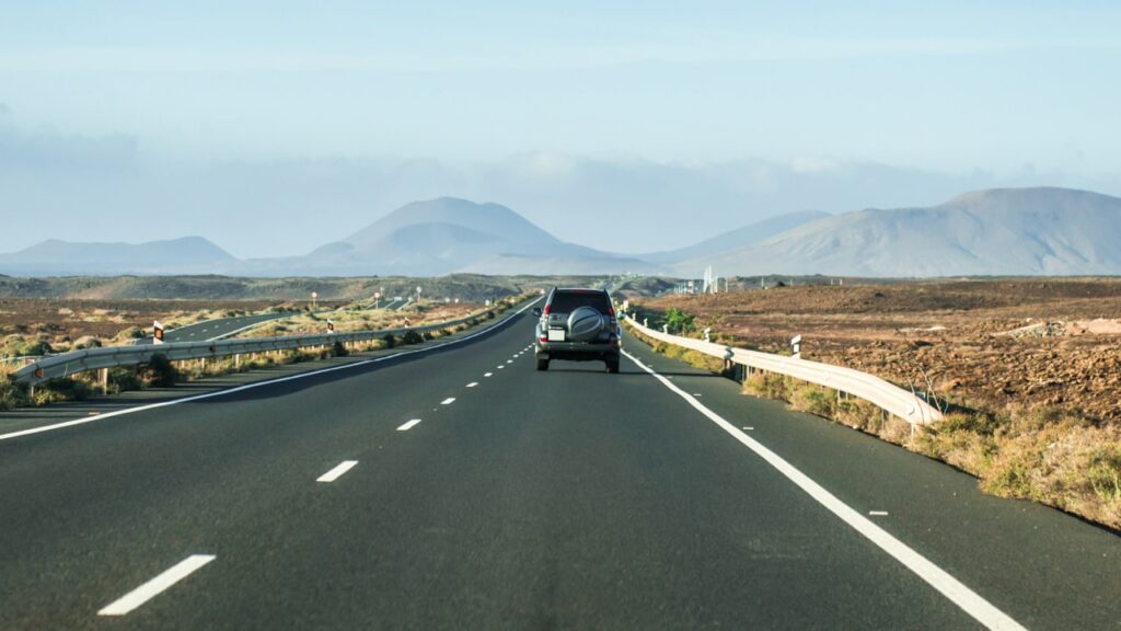 car-driving-on-the-road-cpm-vs-favr